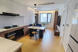 Modern 1BR Apartment in Jing'an (L2/L7/L14)