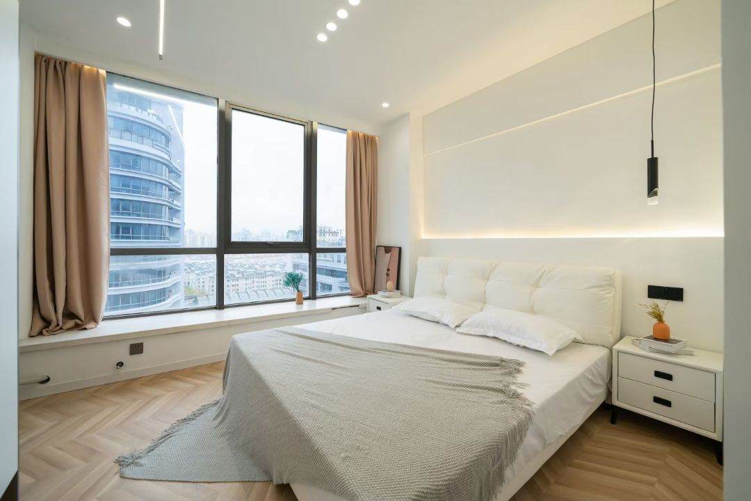 Housing image — Bedroom