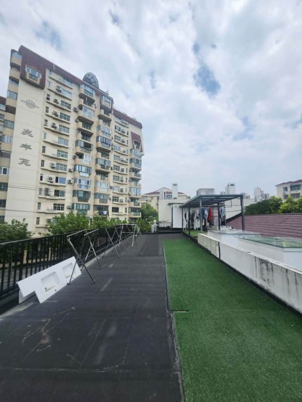 Housing image — Terrace