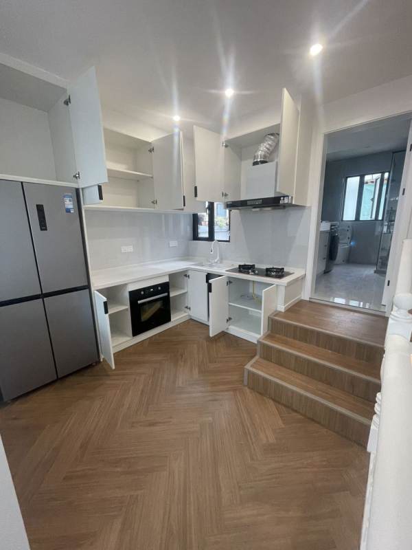 Housing image — Kitchen