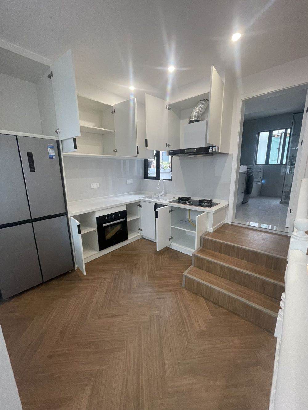 Housing image — Kitchen