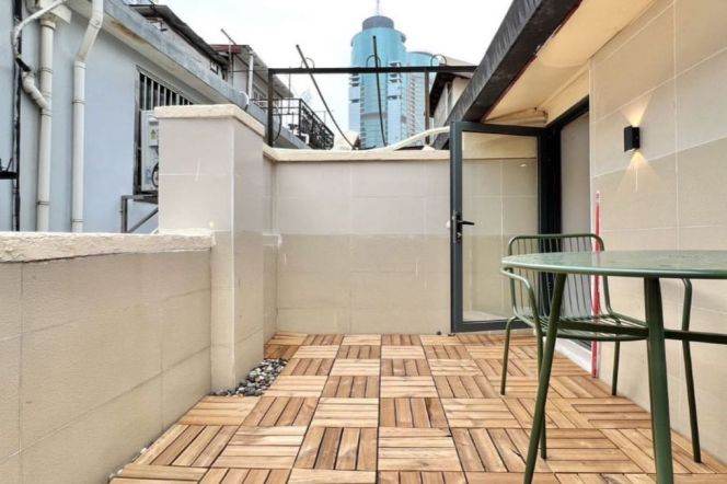 2BR Lane House in Jing'an with Terrace