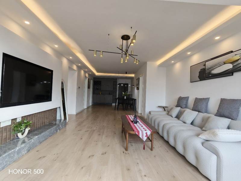 Housing image — Living Room