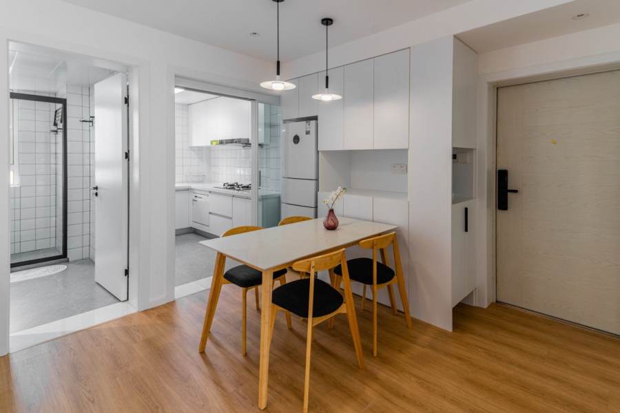 Housing image — Dining Area