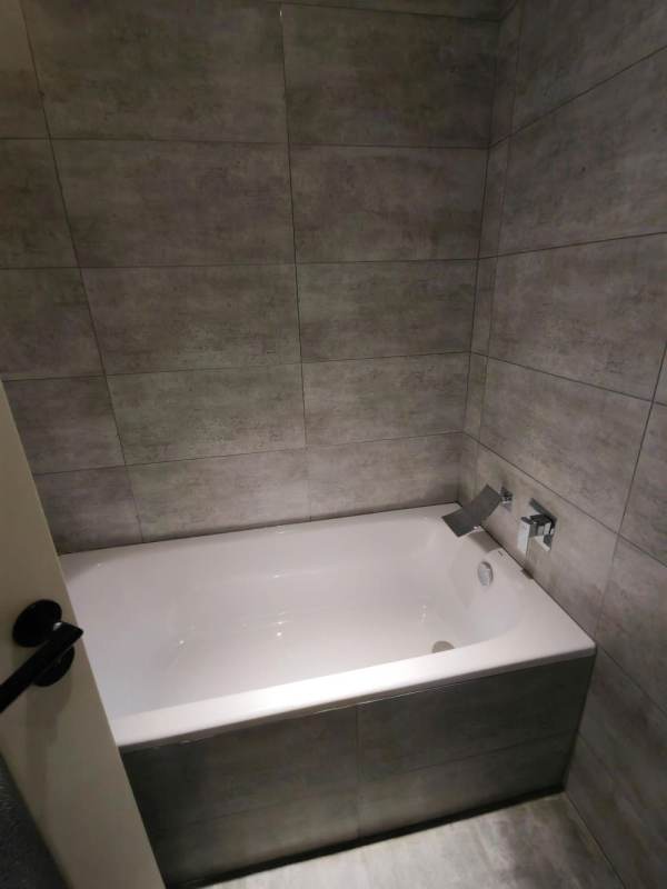 Housing image — Bathroom
