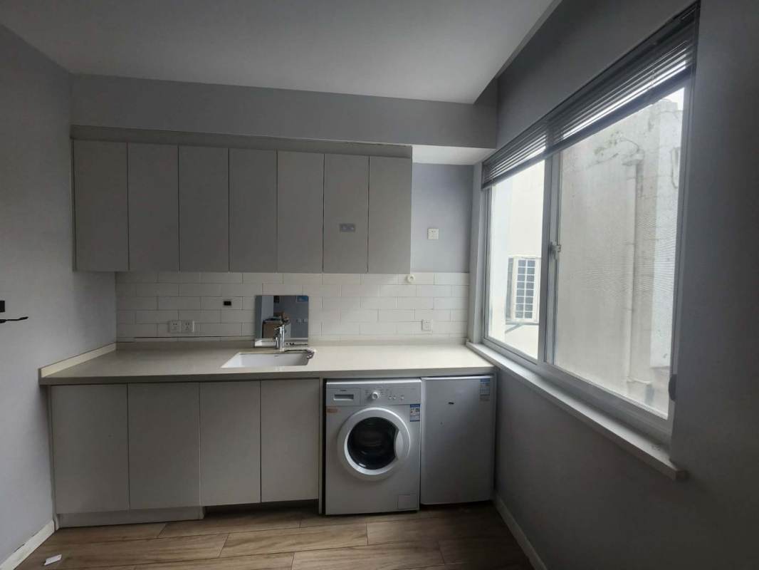 Housing image — Kitchen