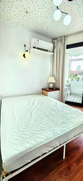 Housing image — Bedroom