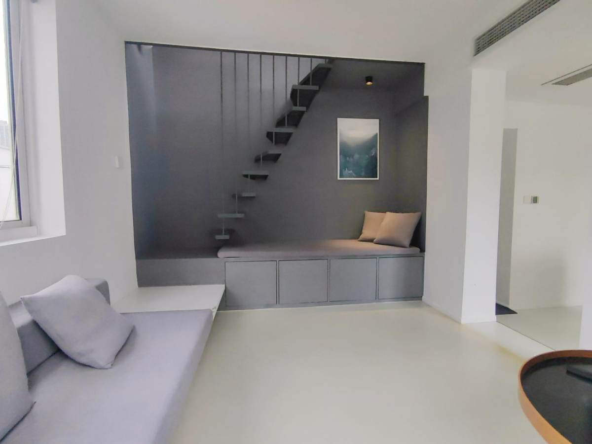 Housing image — Living Room