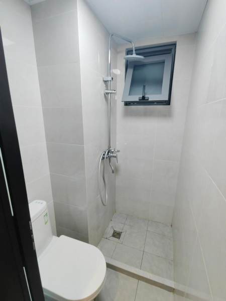 Housing image — Bathroom