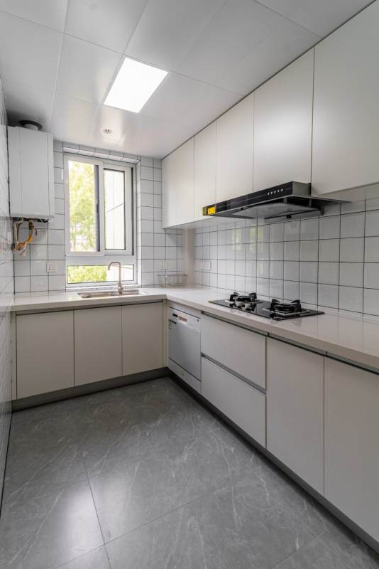 Housing image — Kitchen
