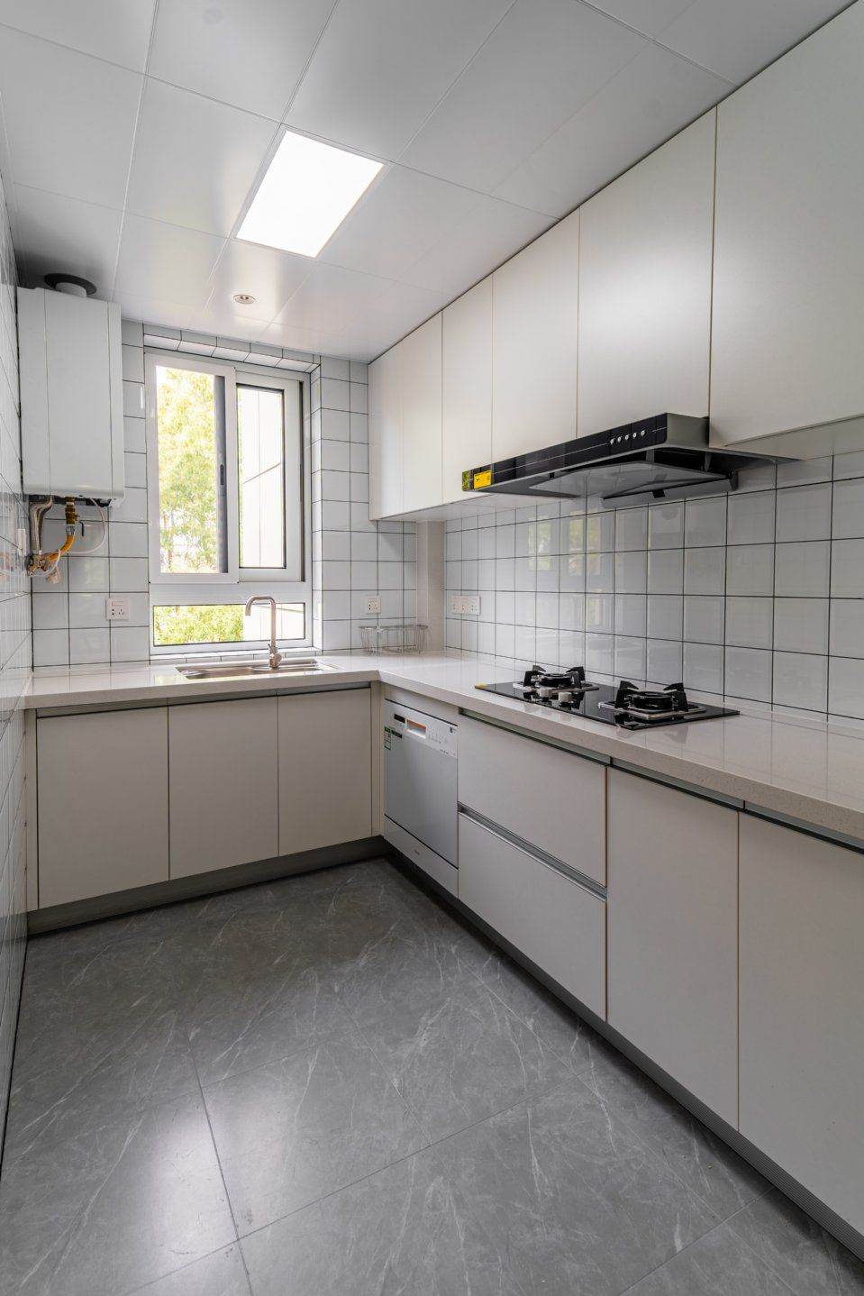 Housing image — Kitchen