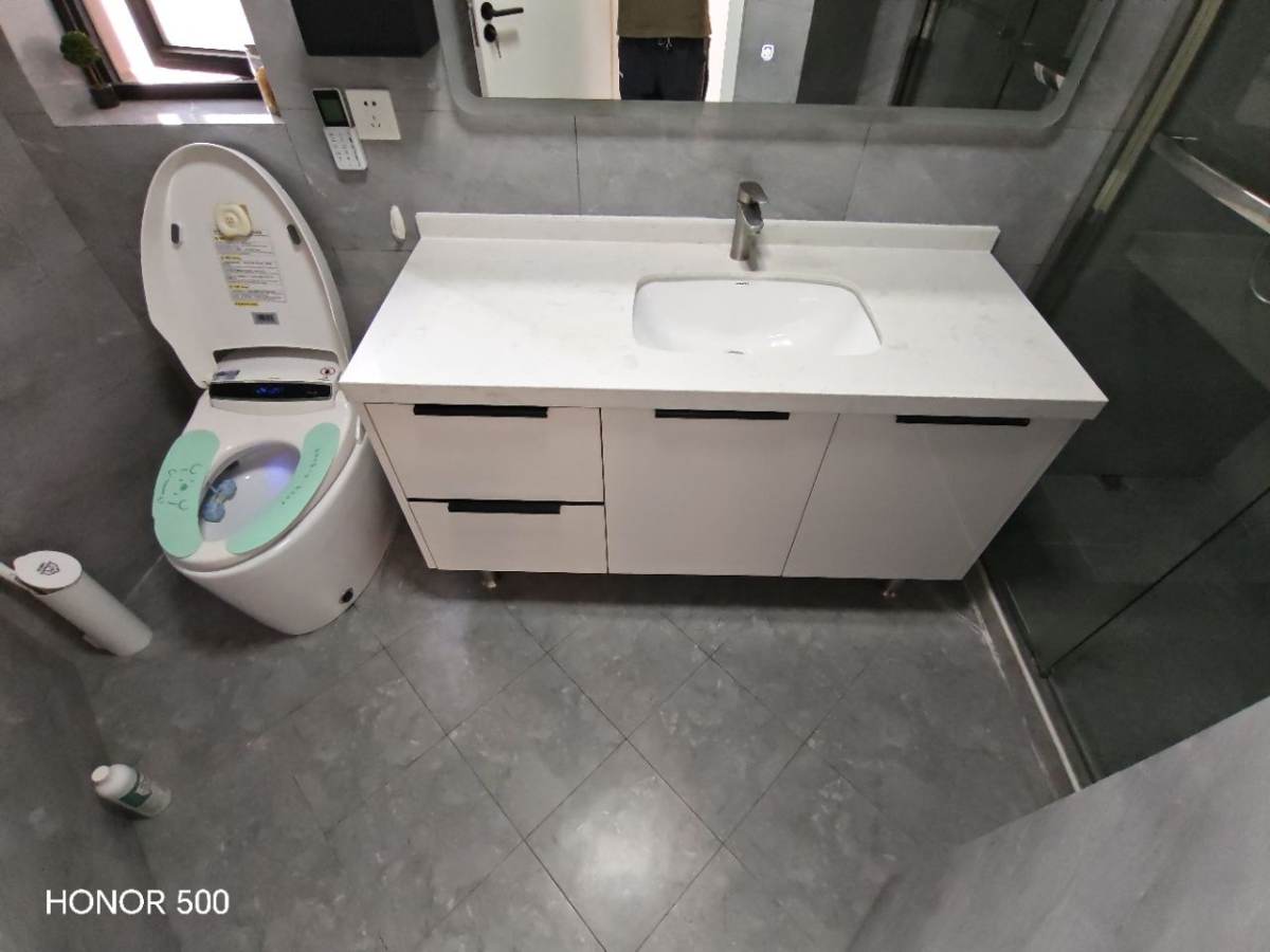 Housing image — Bathroom