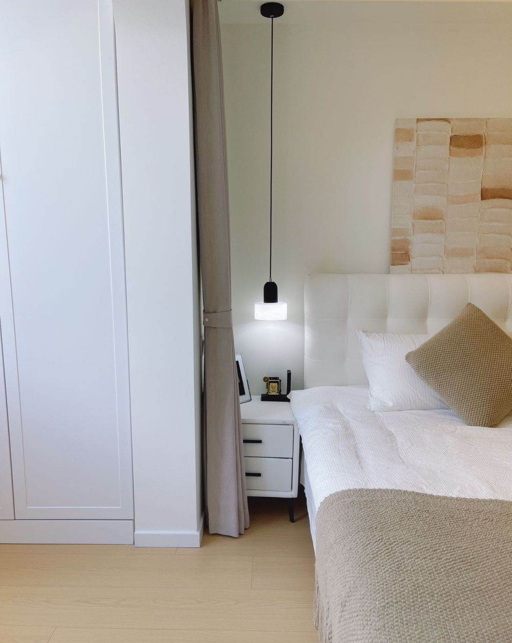 Housing image — Bedroom