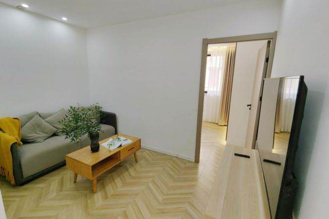 3BR Apartment in Jing'an