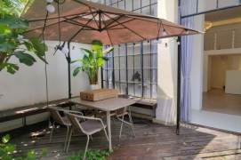 High-Ceiling 1BR Lane House near Dapuqiao Metro with Private Garden (L9)