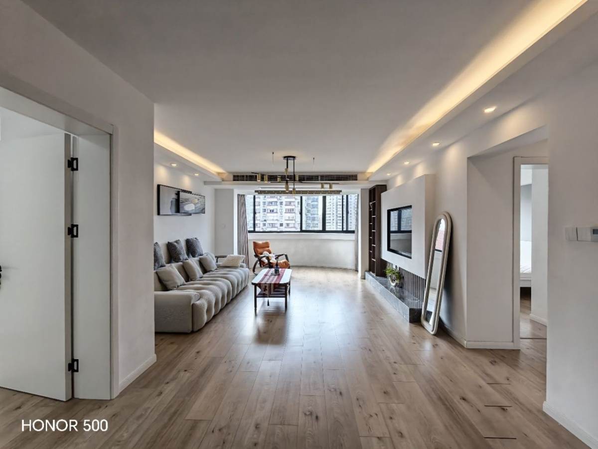 Housing image — Living Room