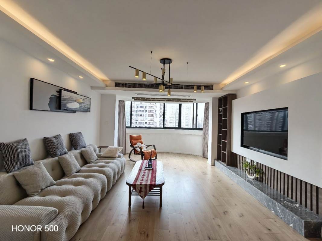 Housing image — Living Room