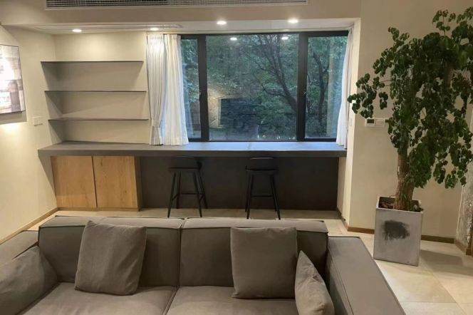 Spacious 2BR Apartment near South Shaanxi Rd Metro