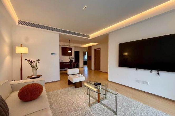 High-Floor 2BR Apartment near Jiangning Rd Metro (L13)