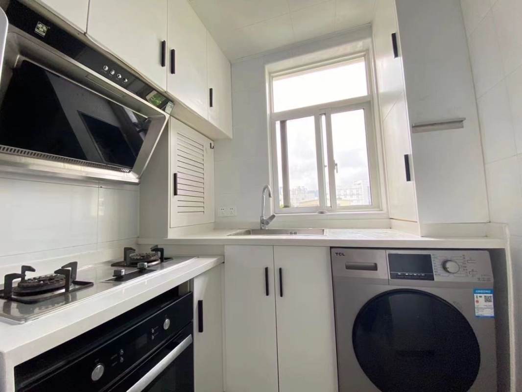 Housing image — Kitchen