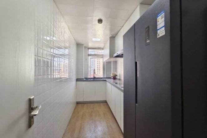 Modern Bright 2BR Apartment near Zhongshan Park (L2/L11)
