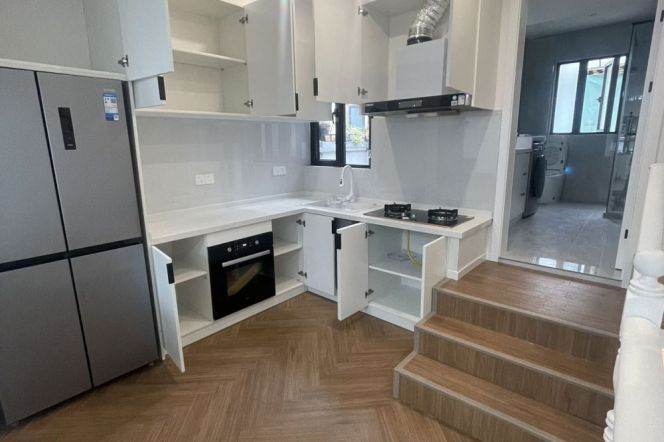 2BR Lane House near South Shaanxi Rd Metro (L1/L10/L12/L13)