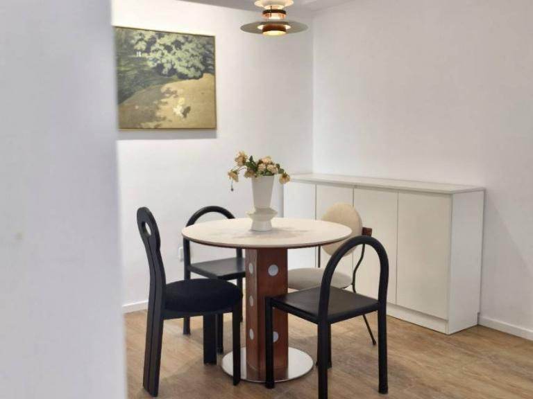 Housing image — Dining Area