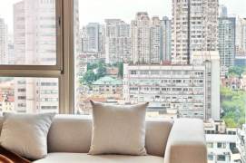High-Floor Bright Modern 1BR Apartment at Yunhe Garden
