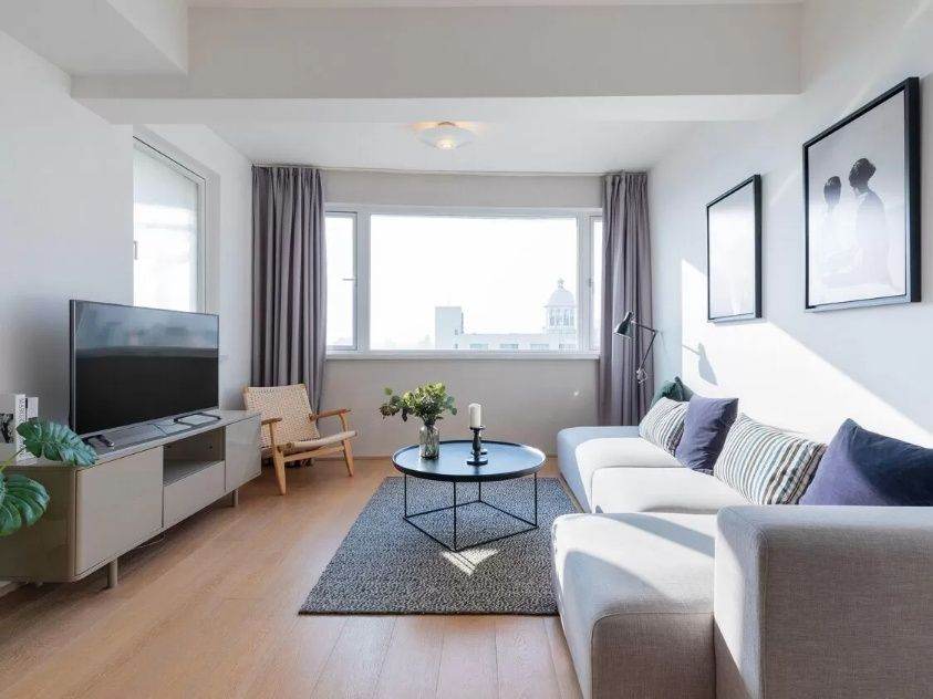Housing image — Living Room