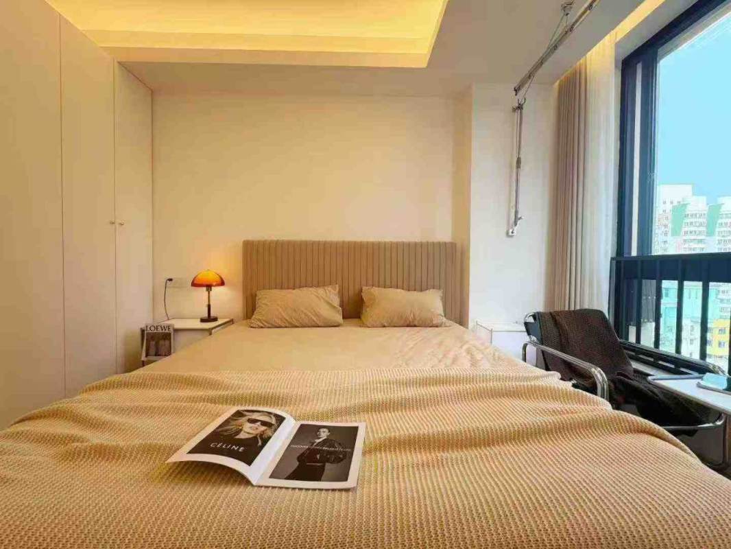 Housing image — Bedroom