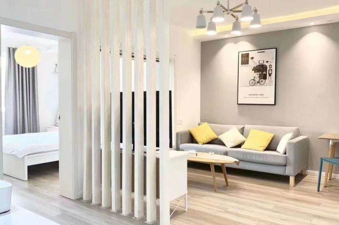 2BR Apartment near Jiaotong University Metro