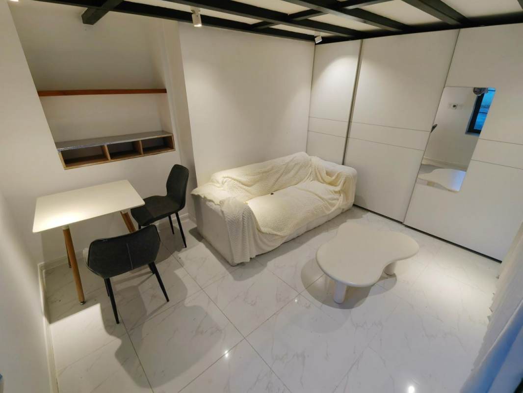 Housing image — Living Room