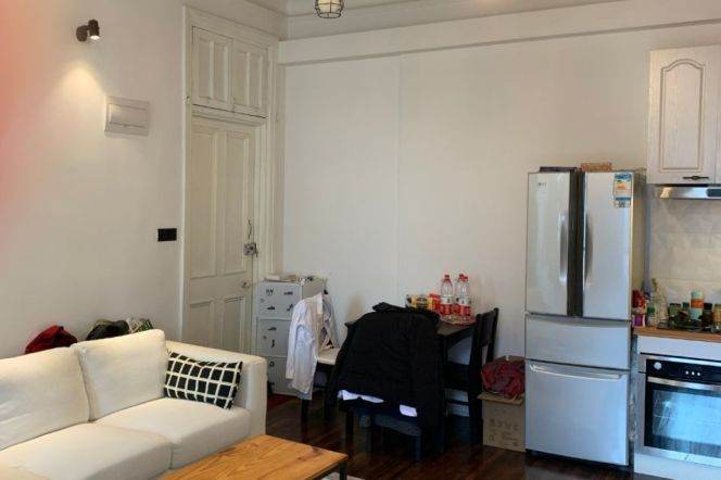 1BR Lane House in Old Xuhui (L1/L7)