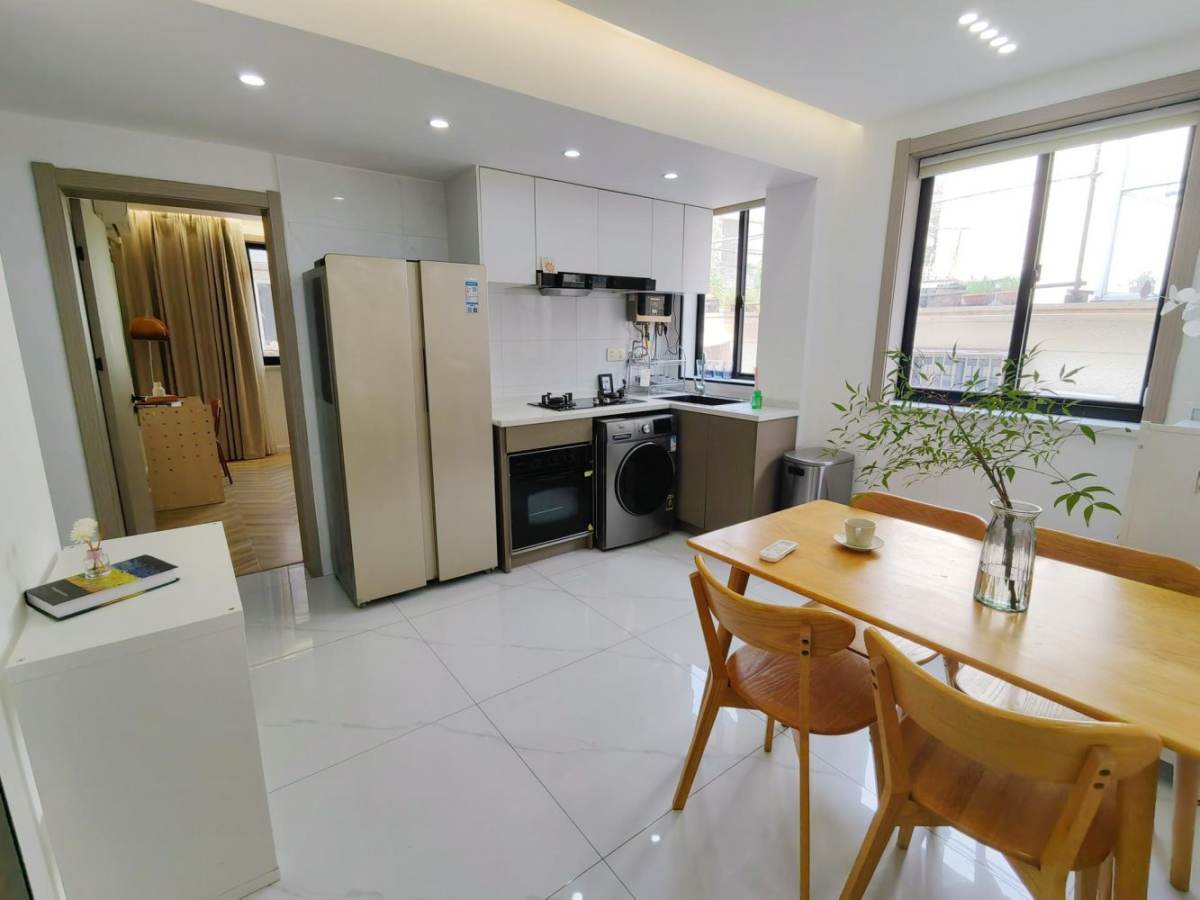 Housing image — Dining Area