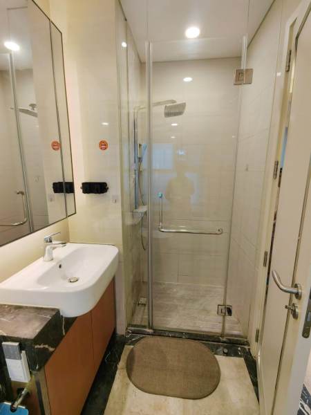 Housing image — Bathroom