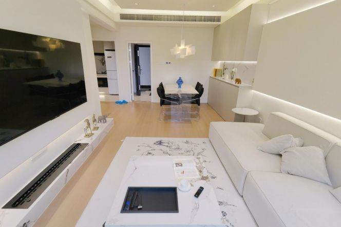 1BR Apartment in Jing'an (L2/L7/L14)