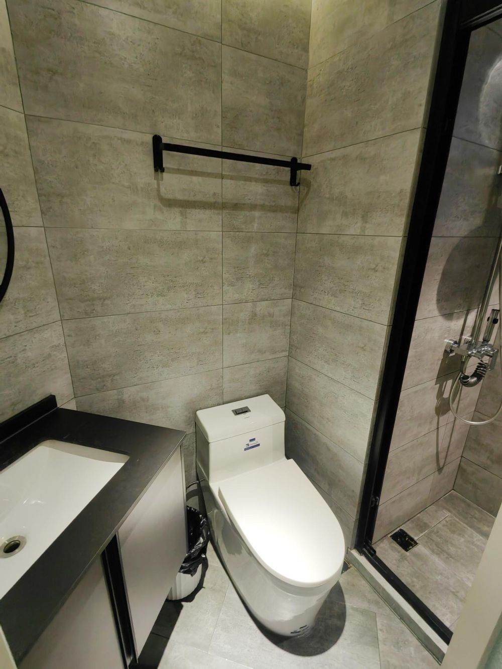 Housing image — Bathroom