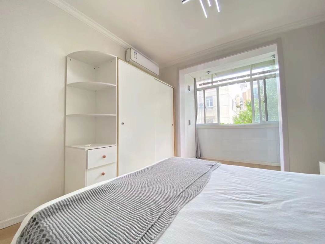 Housing image — Bedroom
