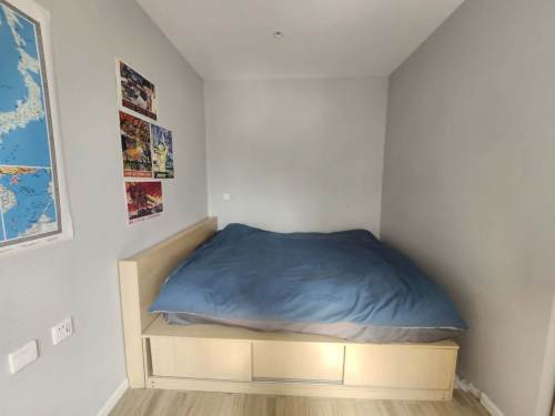Housing image — Bedroom