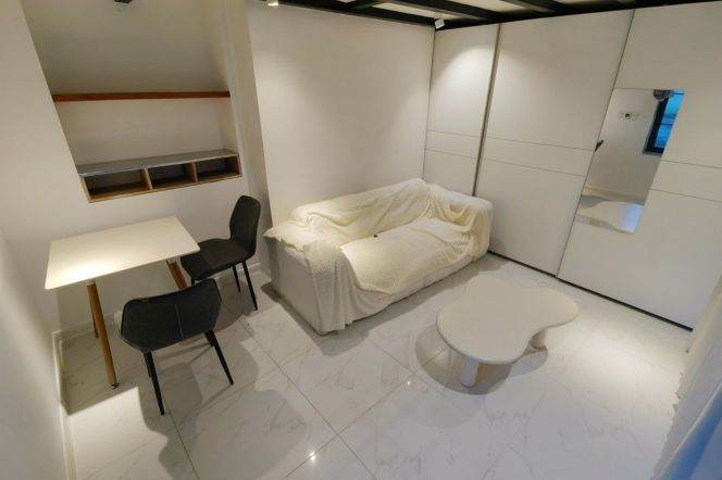 1BR Lane House in Old Xuhui with Terrace (L2/L7/L14)
