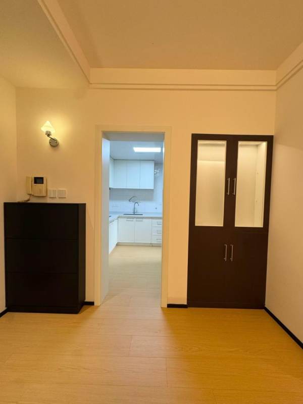 Housing image — Kitchen