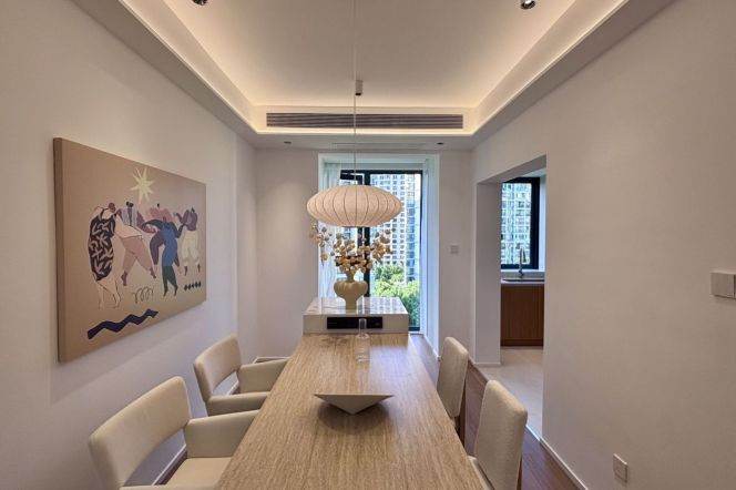 Modern Bright 3BR Apartment near Shanghai Indoor Stadium Metro (L1/L4)
