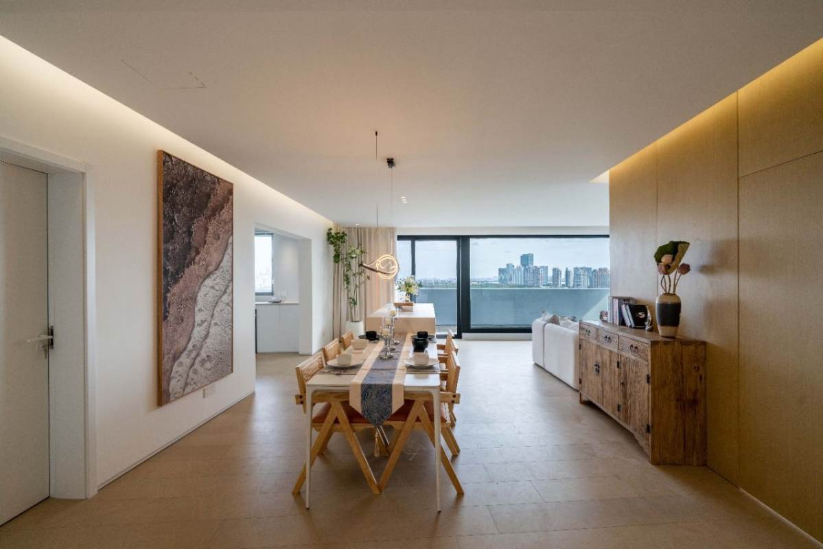 Housing image — Living Room