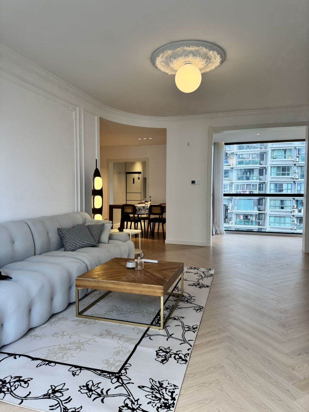 Housing image — Living Room