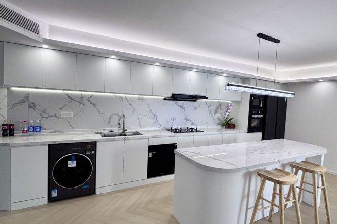 Modern Bright 3BR Apartment near Hongqiao Rd Metro (L3/L4/L10)