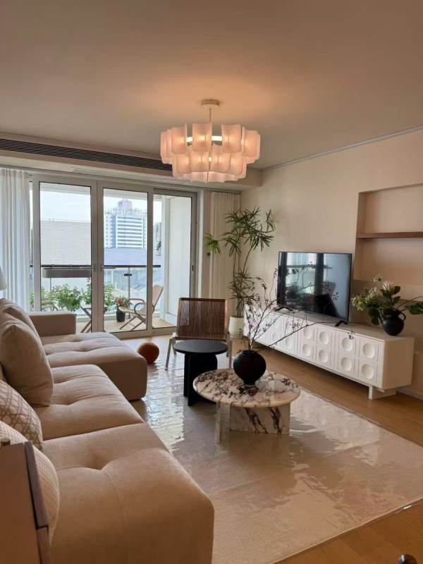 Housing image — Living Room