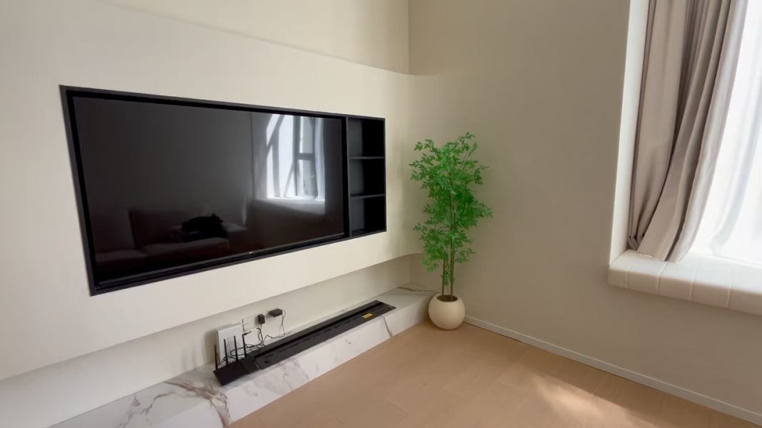 Housing image — Living Room