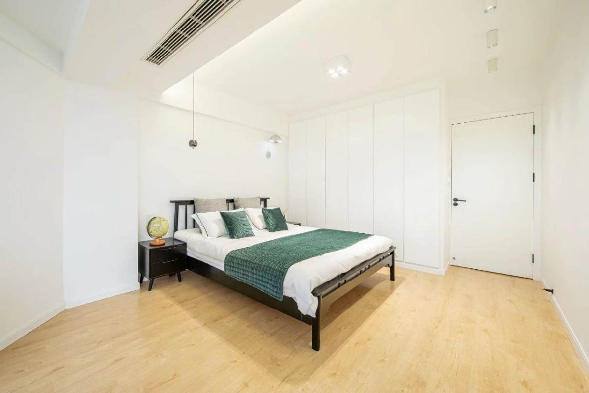 Housing image — Bedroom