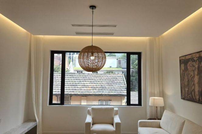 Spacious 1BR Heritage Apartment near Nanjing Xi Lu with Terrace (L2/L12/L13)