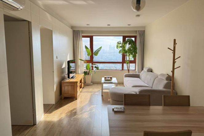High-Floor 2BR Apartment at Joffre Garden (L1/L10/L12)